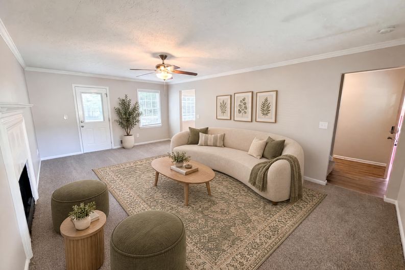 Photo 7 of 23 of 4078 Tara Ct, Loganville, GA