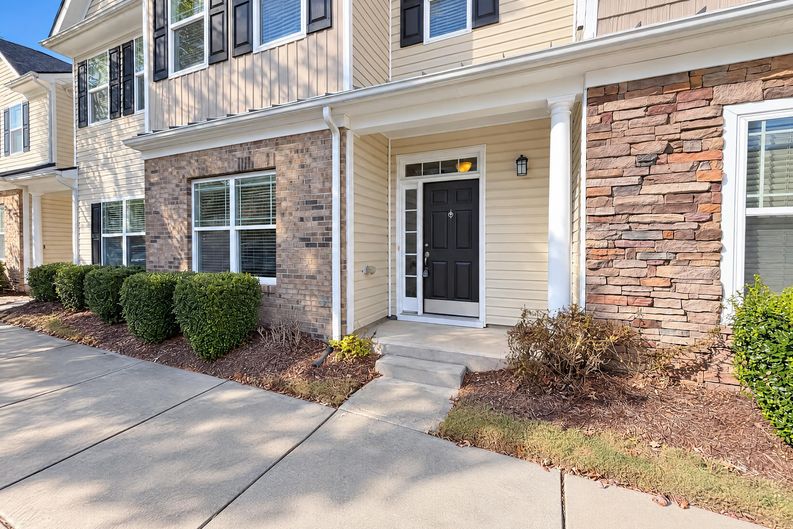 Photo 16 of 18 of 705 Keystone Park Dr, Morrisville, NC