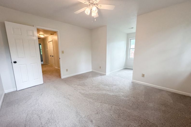 Photo 15 of 24 of 1223 6th St, Pleasant Grove, AL