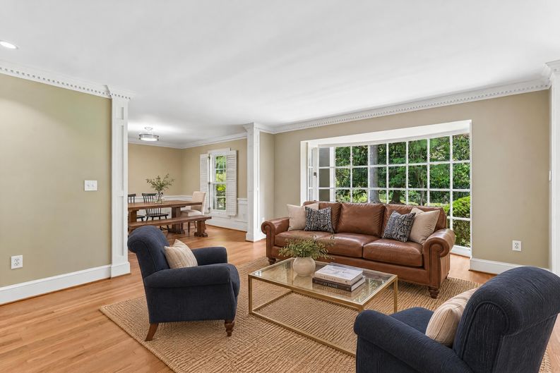 Photo 66 of 87 of 3135 Spalding Dr, Sandy Springs, GA