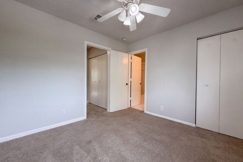Photo 10 of 24 of 1480 SW 47th Ave, Deerfield Beach, FL