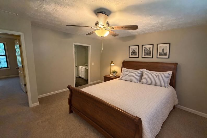 Photo 4 of 24 of 4628 Sapling Ct, Douglasville, GA