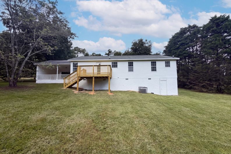 Photo 15 of 17 of 1179 Horsley Mill Rd, Carrollton, GA