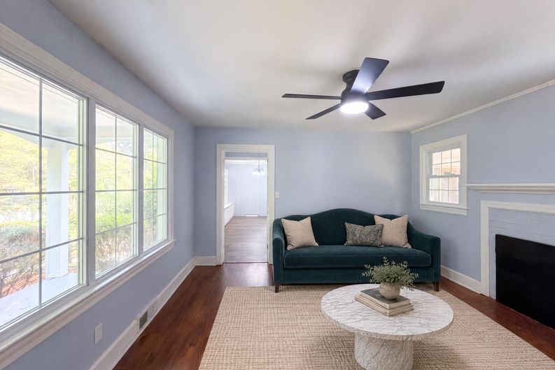 Photo 3 of 27 of 331 Burkewood Dr, Winston Salem, NC
