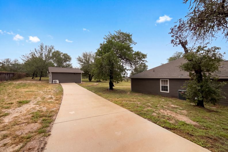 Photo 19 of 22 of 130 Log Cabin Way, Poteet, TX