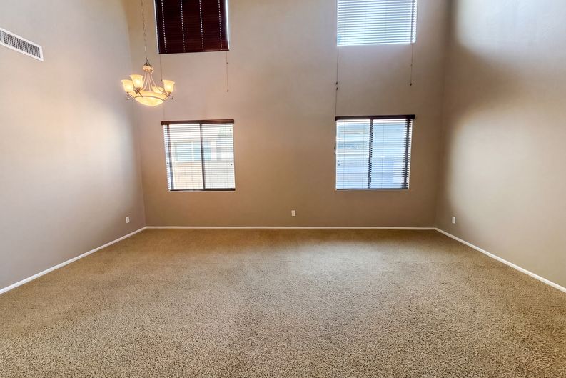 Photo 7 of 40 of 2993 S 160th Ln, Goodyear, AZ
