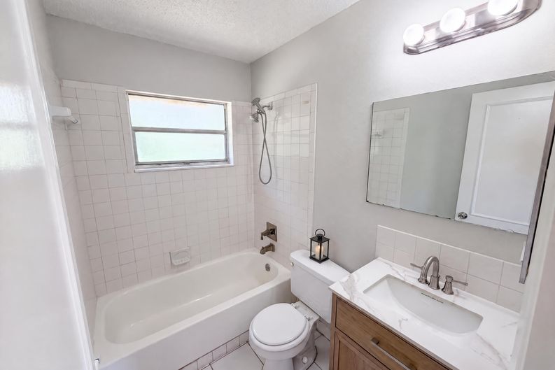 Photo 10 of 19 of 3730 Dedrick Ct, New Port Richey, FL