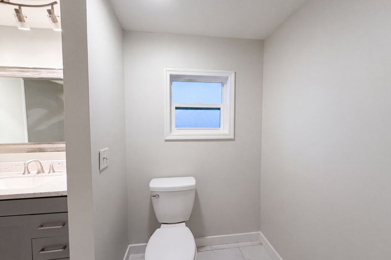 Photo 13 of 20 of 3004 Hunkin Cir, Deltona, FL
