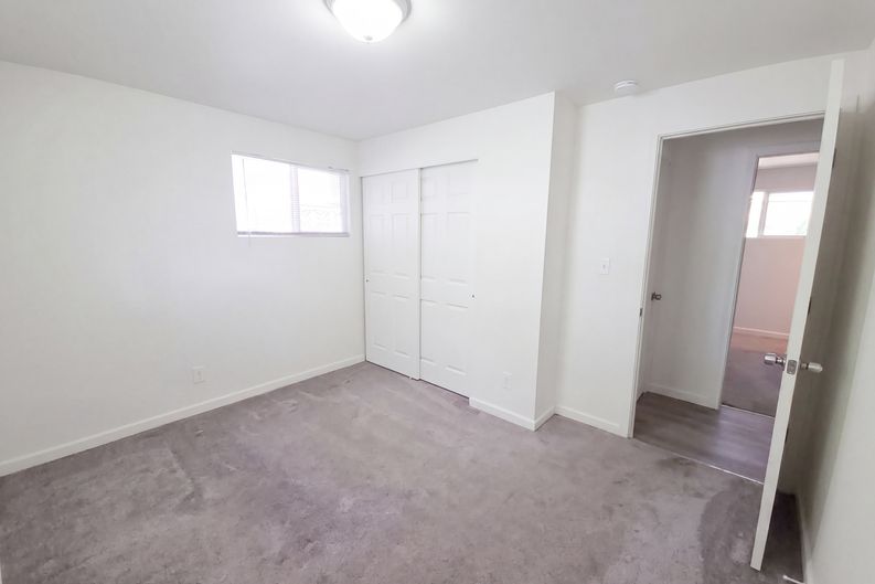 Photo 11 of 16 of 2508 W Francis Ave, Spokane, WA