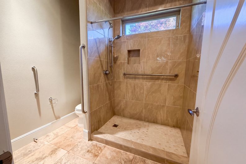 Photo 26 of 56 of 17695 S Fieldstone Ct, Oregon City, OR