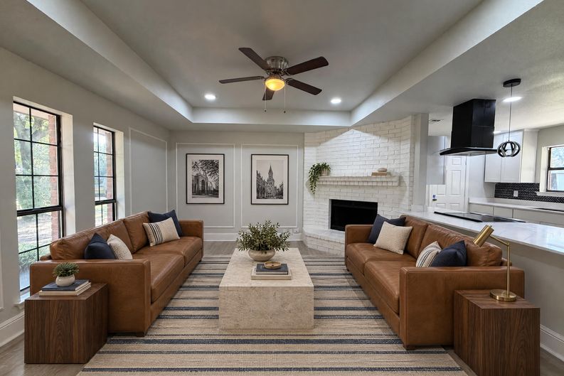 Photo 3 of 20 of 127 Jason Dr, Red Oak, TX