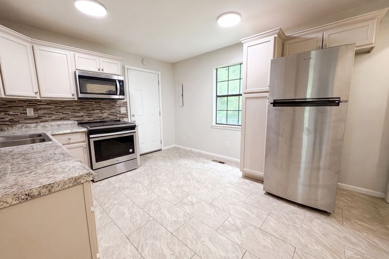 Photo 16 of 21 of 405 Annie Lee Rd, Trussville, AL