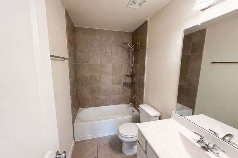 Photo 18 of 29 of 12338 Bedford Bend Dr, Humble, TX