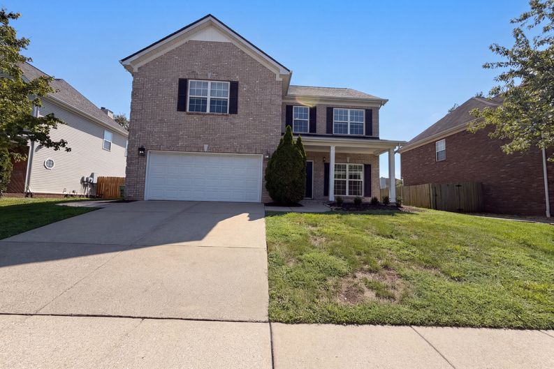 Photo 24 of 29 of 3010 Feradach Ln, Spring Hill, TN