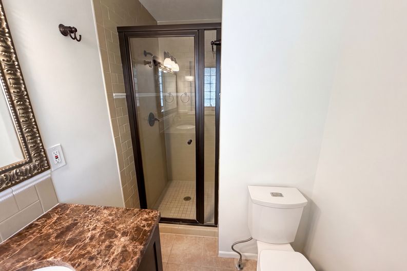 Photo 18 of 33 of 1741 S Krameria Way, Denver, CO