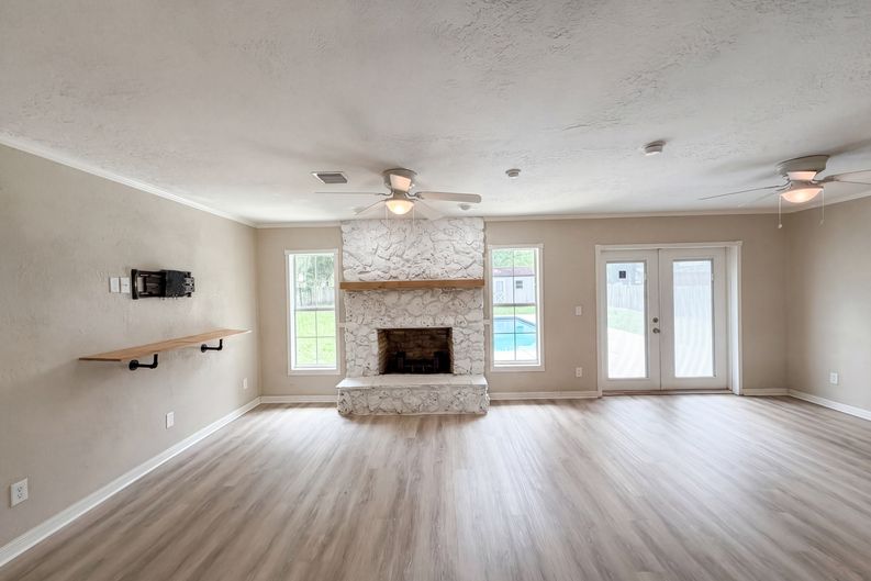 Photo 11 of 21 of 1770 NE 37th St, Ocala, FL