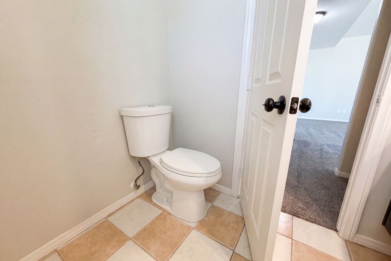 Photo 15 of 28 of 13185 Great Falls Ave, Victorville, CA