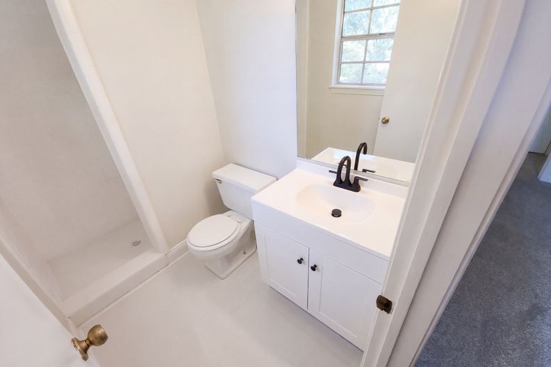 Photo 11 of 25 of 4226 Plantation Pl, Helena, AL