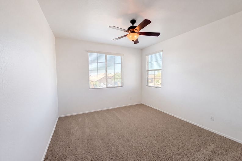 Photo 17 of 38 of 21276 W Berkeley Rd, Buckeye, AZ
