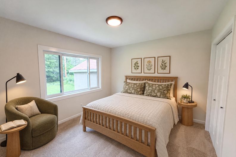 Photo 10 of 27 of 1695 Abell St, Maplewood, MN