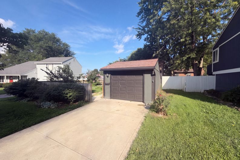 Photo 18 of 24 of 6567 Arborg Ct, Dublin, OH