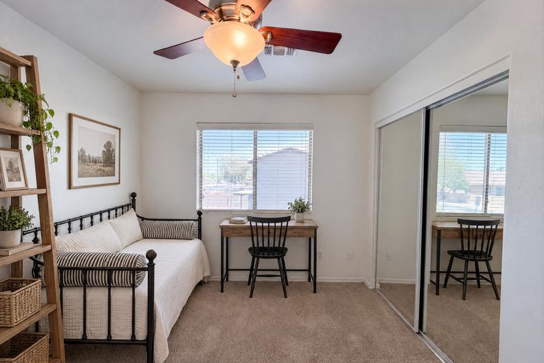 Photo 4 of 22 of 1308 E 12th St, Casa Grande, AZ