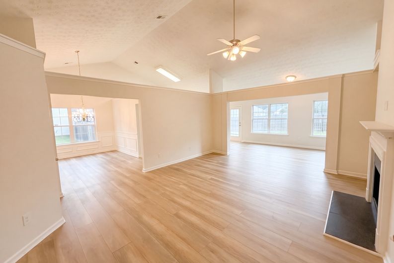 Photo 19 of 26 of 5482 Swanson Rd, Ellenwood, GA