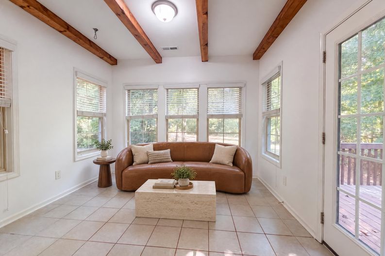 Photo 13 of 28 of 6621 Blalock Forest Dr, Willow Spring, NC