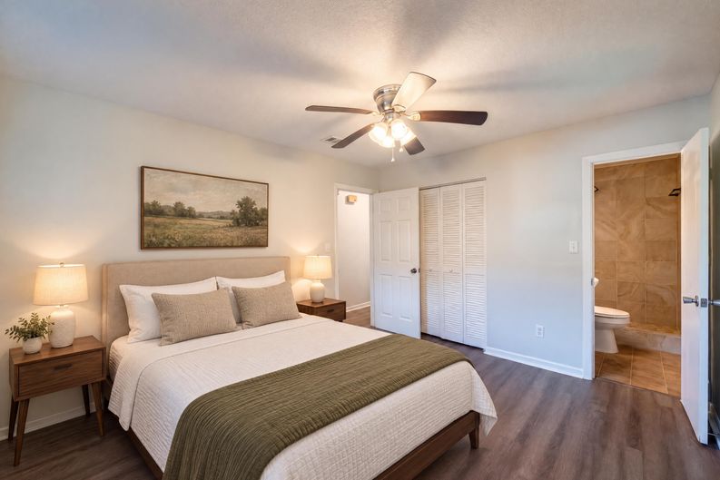 Photo 4 of 25 of 740 SE 28th St, Ocala, FL