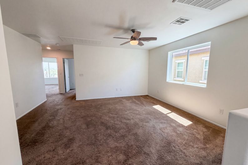 Photo 18 of 52 of 4036 White Opal St, Las Vegas, NV