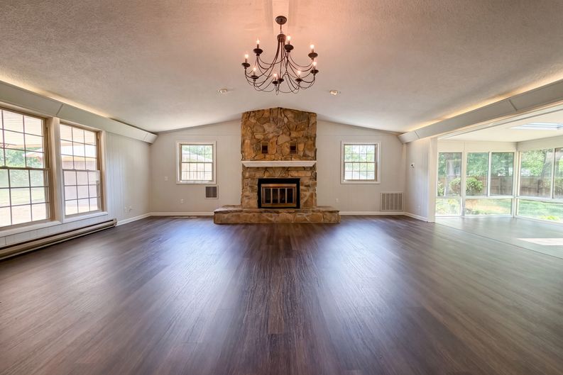 Photo 7 of 17 of 1119 Walton Dr, Murfreesboro, TN