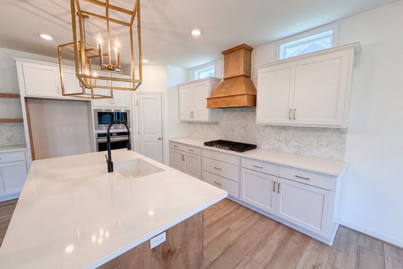 Photo 9 of 28 of 6813 Cove Creek Ct, Moseley, VA