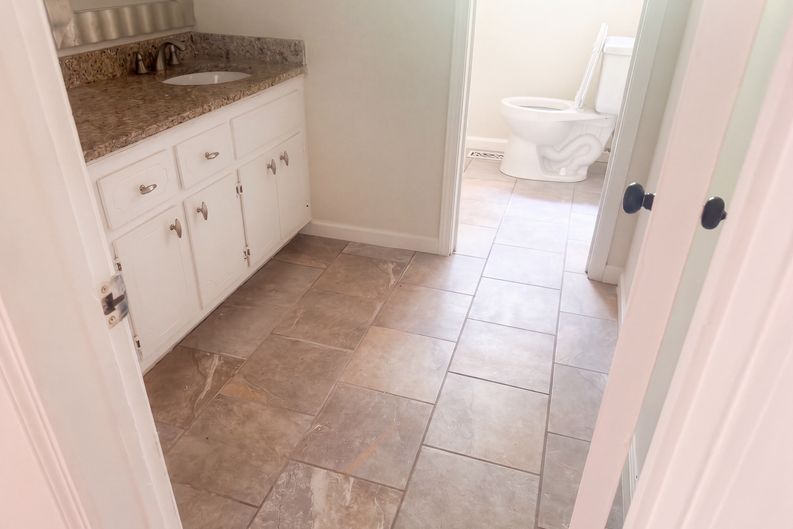 Photo 11 of 56 of 4676 Fairway Dr, Pinson, AL