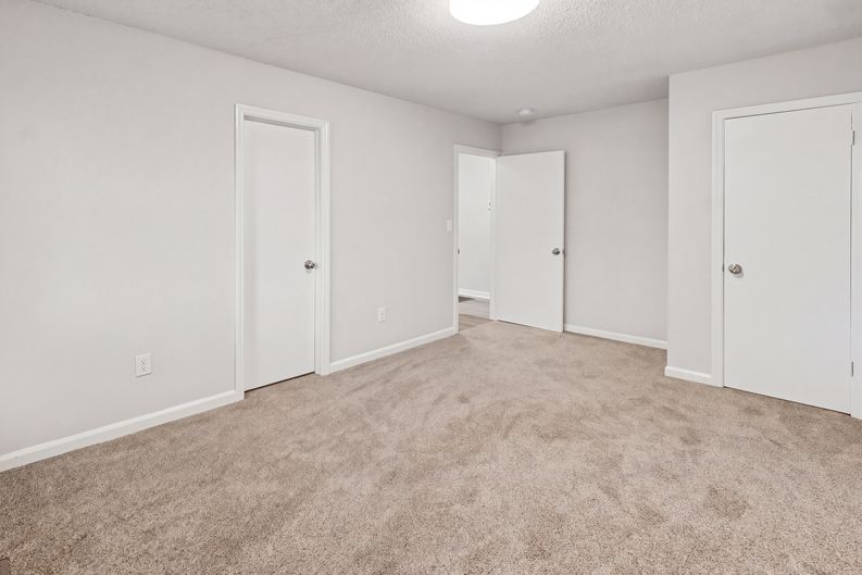 Photo 12 of 15 of 1724 Burgin Ave, Birmingham, AL