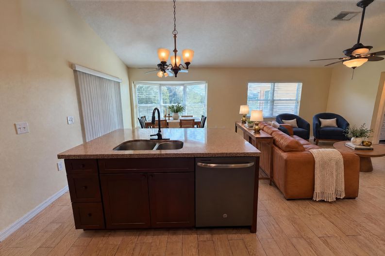Photo 18 of 44 of 4573 Bayridge Ct, Spring Hill, FL