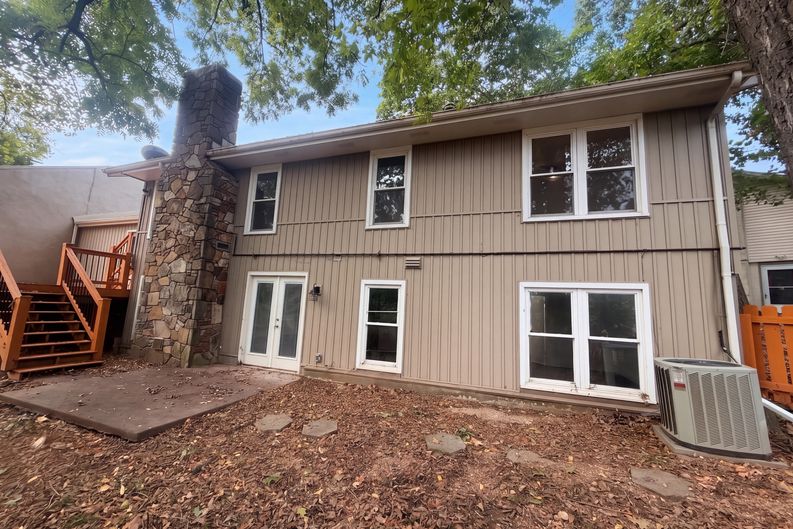 Photo 5 of 20 of 2179 E Barcelona Pl, Springfield, MO