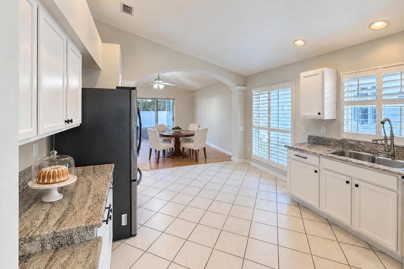 Photo 7 of 37 of 30447 Iverson Dr, Wesley Chapel, FL