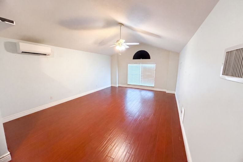 Photo 10 of 33 of 2902 Serenity Cir S, Fort Pierce, FL