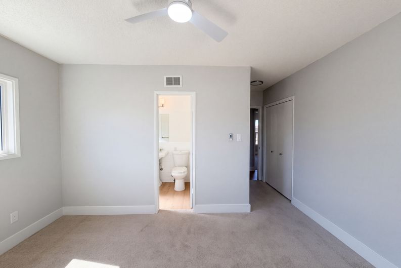 Photo 9 of 19 of 3520 S J St, Oxnard, CA