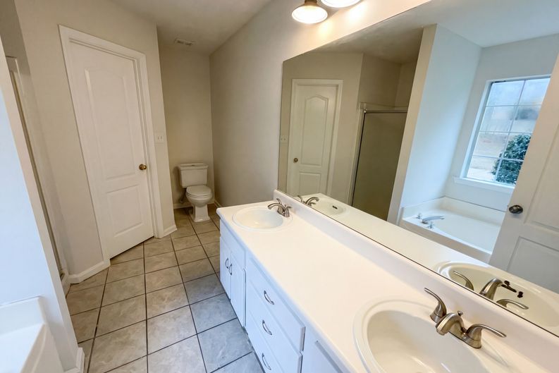 Photo 20 of 22 of 169 Manley Dr, Hampton, GA