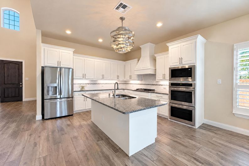 Photo 7 of 23 of 7701 Caddo Cv, McKinney, TX