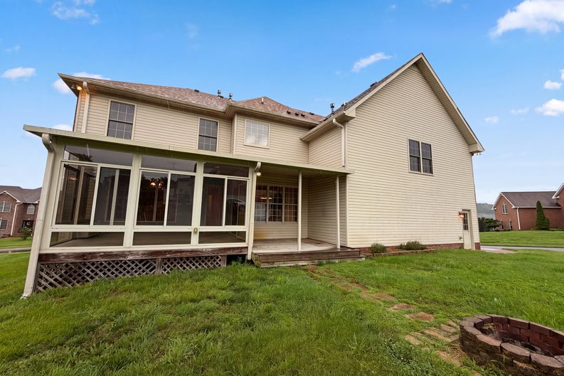Photo 5 of 22 of 118 Pilot Knob Ln, Hendersonville, TN