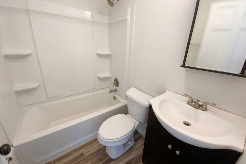 Photo 6 of 17 of 6736 Wise Ave, Saint Louis, MO