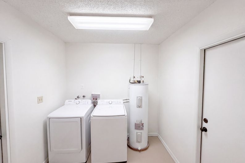 Photo 16 of 31 of 7756 Barberry Dr, Orlando, FL
