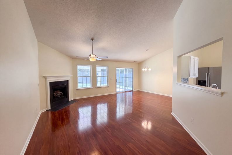 Photo 9 of 17 of 5512 Spindlewood Ct, Durham, NC