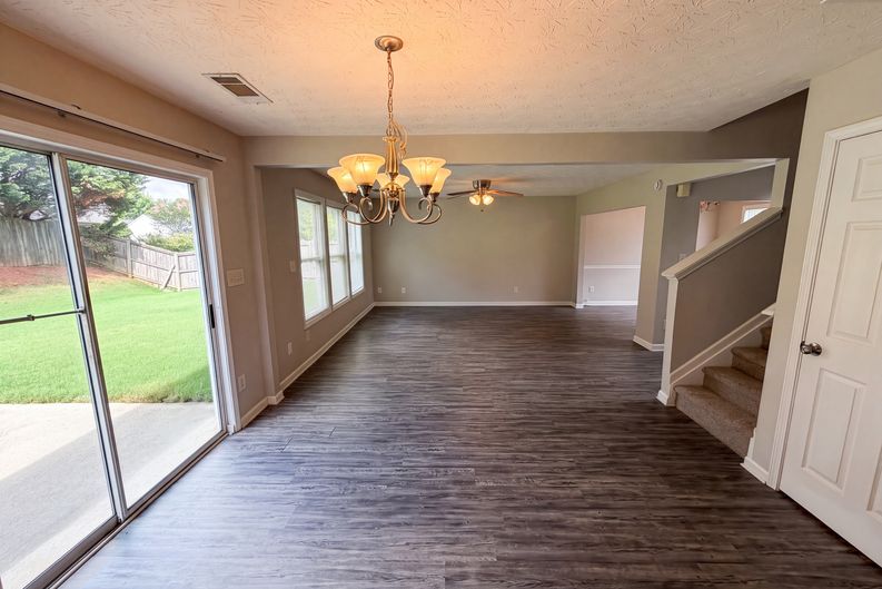 Photo 11 of 44 of 4636 Pine Acre Cir, Sugar Hill, GA