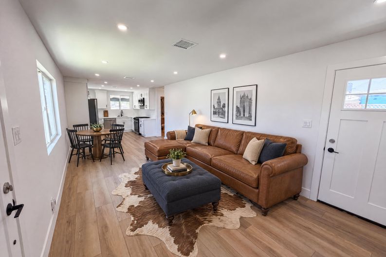 Photo 3 of 19 of 1193 E G St, Ontario, CA