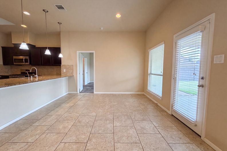 Photo 6 of 17 of 4511 Fenway Park Way, Spring, TX