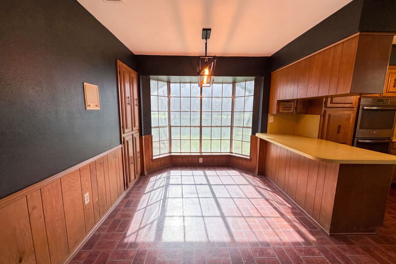 Photo 10 of 20 of 100 Dubb Ln, Red Oak, TX