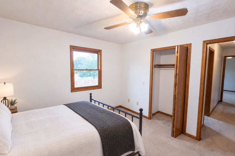 Photo 10 of 27 of 1100 Prescot Ave NW, Massillon, OH